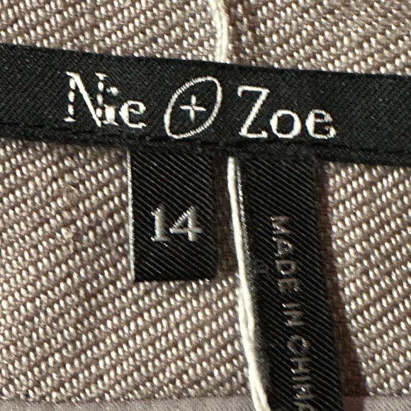 Nie & Toe Metallic Taupe Color.Lined. Zipper Closure In The Back. Sz 14. - Picture 9 of 12